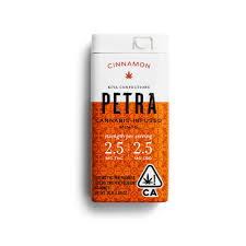 Sweet and spicy with just a touch of heat, Petra Mints Cinnamon CBD freshens your breath, warms your senses and chills you out